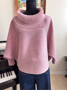 Pleated Mock-Neck Pullover Sweater - Dusty Pink